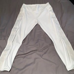 Fabletics size L white legging